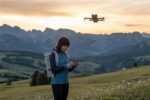 Dron DJI Mini 5 Pro Fly More Combo, gris, con control remoto - Imagen 4